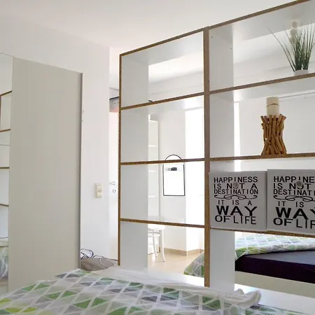 Sea-View Semi-Detached Holiday House Porto Dom wakacyjny