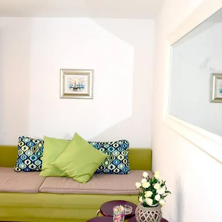 Sea-View Semi-Detached Holiday House Porto *